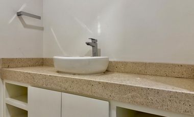 ¡NUEVO! PENTHOUSE 3 REC. Y 3½ BAÑOS