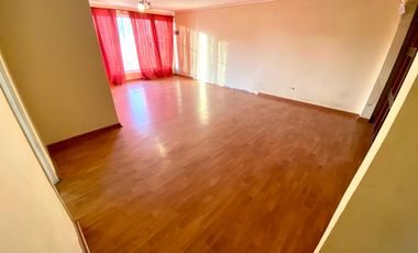 Venta Amplia Casa 6 Dormitorios Coviefi Bajo, Antofagasta