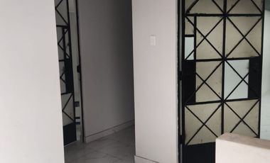 Alquilo Local Comercial en Av principal -Santa Anita
