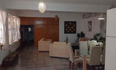 Renta de departamento amueblado en primer piso