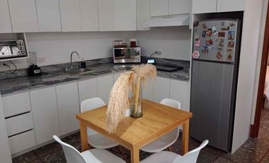 Renta de departamento amueblado en primer piso
