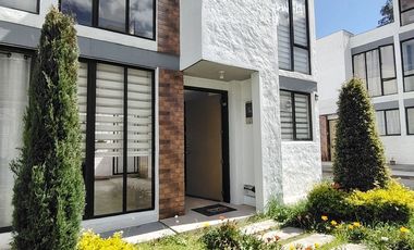 Conocoto casa esquinera en conjunto opción a tercera planta $62.000