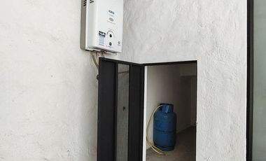 Conocoto casa esquinera en conjunto opción a tercera planta $62.000