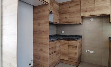 Conocoto casa esquinera en conjunto opción a tercera planta $62.000