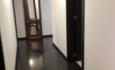 RENTO DEPARTAMENTO AMOBLADO 3 DORMITORIOS EN LA SHYRIS Y REPUBLICA DEL SALVADOR