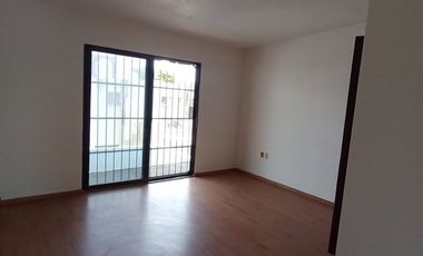VENDO CASA EN VERACRUZ, VER, PRIVILEGIADA, EXCELENTE DISTRIBUCIÓN Y COMODIDAD TOTAL.