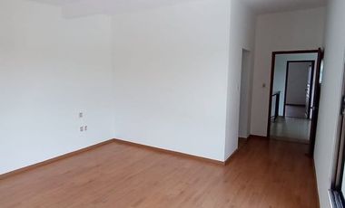 VENDO CASA EN VERACRUZ, VER, PRIVILEGIADA, EXCELENTE DISTRIBUCIÓN Y COMODIDAD TOTAL.