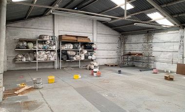 BODEGA, ALMACEN O TALLER CON OFICINAS