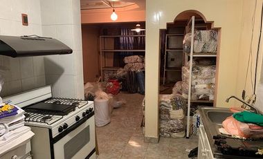 BODEGA, ALMACEN O TALLER CON OFICINAS