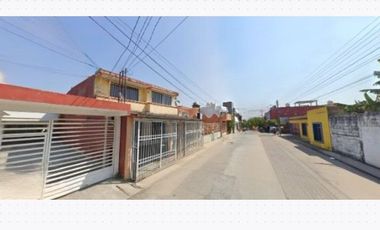 Casa en venta C Sánchez Mármol 720 San Miguel Comalcalco Tabasco Recuperacion Bancaria