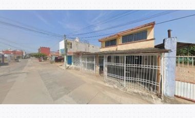 Casa en venta C Sánchez Mármol 720 San Miguel Comalcalco Tabasco Recuperacion Bancaria
