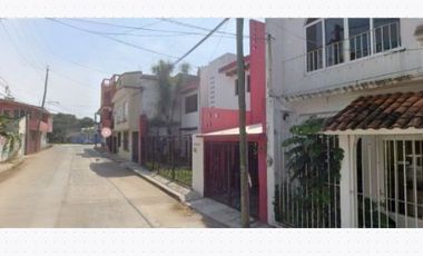 Casa en venta C. Malinche 210 San Miguel Comalcalco Tabasco Recuperacion Bancaria