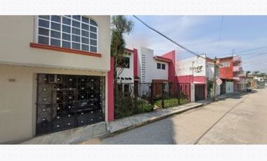 Casa en venta C. Malinche 210 San Miguel Comalcalco Tabasco Recuperacion Bancaria