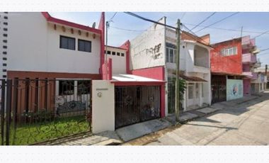 Casa en venta C. Malinche 210 San Miguel Comalcalco Tabasco Recuperacion Bancaria