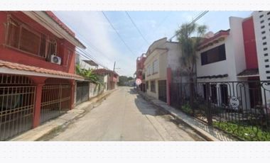 Casa en venta C. Malinche 210 San Miguel Comalcalco Tabasco Recuperacion Bancaria