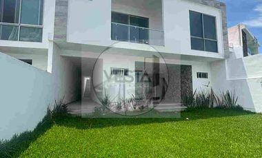 CASA NUEVA EN BURGOS CUERNAVACA