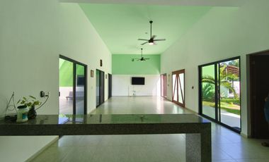 Venta ó renta de casa SIN muebles de un piso y 3 recámaras en Baspul