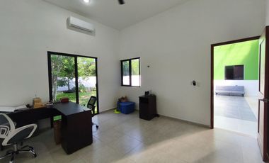 Venta ó renta de casa SIN muebles de un piso y 3 recámaras en Baspul