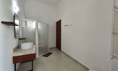 Venta ó renta de casa SIN muebles de un piso y 3 recámaras en Baspul