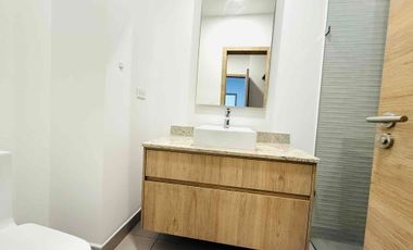 EN RENTA Suite de 66 m² – Semi Amoblado – Sector Swissotel