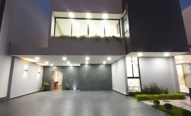 CASA EN VENTA VILLABRISA