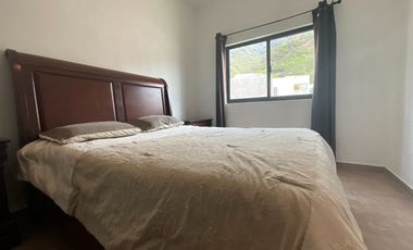 CASA + DEPARTAMENTO  ¡TU REFUGIO SOÑADO A ORILLAS DEL LAGO EN RIVIERA DE CHAPALA! 🌅