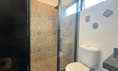 CASA + DEPARTAMENTO  ¡TU REFUGIO SOÑADO A ORILLAS DEL LAGO EN RIVIERA DE CHAPALA! 🌅
