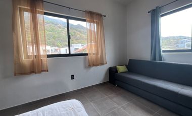 CASA + DEPARTAMENTO  ¡TU REFUGIO SOÑADO A ORILLAS DEL LAGO EN RIVIERA DE CHAPALA! 🌅