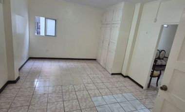 Suite Semiamoblada en Alquiler en Kennedy, Sector San Marino, 1 Habitación, 1 Baño, Seguridad, Norte de Guayaquil.