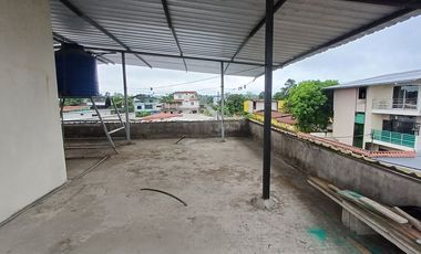 SE VENDE CASA RENTERA DE DOS PLANTAS + TERRAZA, 220 M² LA CONCORDIA - SANTO DOMINGO - ECUADOR