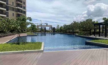 Condo for sale in Mandaue City, Mandani Bay, 1-br high floor