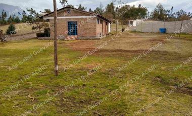 Rento 2 villas pequeñas, en un lugar seguro y rodeado de hermosos jardines, en Cotacachi