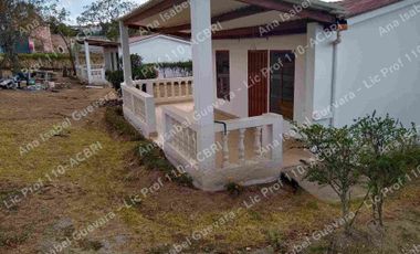 Rento 2 villas pequeñas, en un lugar seguro y rodeado de hermosos jardines, en Cotacachi