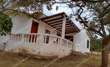 Rento 2 villas pequeñas, en un lugar seguro y rodeado de hermosos jardines, en Cotacachi