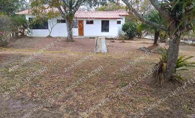 Rento 2 villas pequeñas, en un lugar seguro y rodeado de hermosos jardines, en Cotacachi