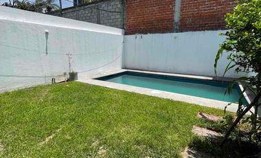SE VENDE CASA SOLA CON ALBERCA ZONA TRANQUILA  CENTRO JIUTEPEC