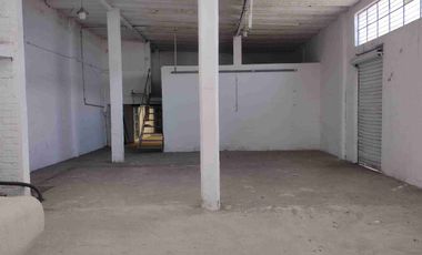 Rento Bodega con oficinas.