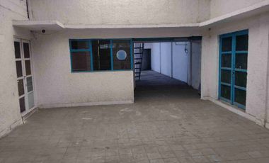 Rento Bodega con oficinas.