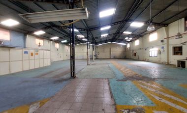 Venta de Terreno 2500 m² con Bodega 850 m² y Oficina 1400 m² Quito