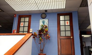 Venta de Terreno 2500 m² con Bodega 850 m² y Oficina 1400 m² Quito