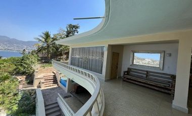 CASA DE PLAYA en Acapulco Guerrero con concesión de playa