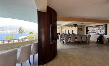 CASA DE PLAYA en Acapulco Guerrero con concesión de playa