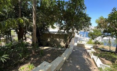 CASA DE PLAYA en Acapulco Guerrero con concesión de playa