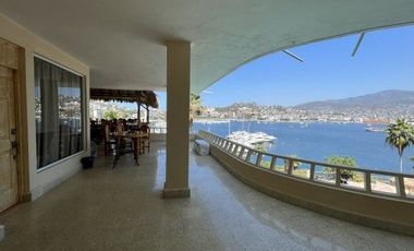 CASA DE PLAYA en Acapulco Guerrero con concesión de playa