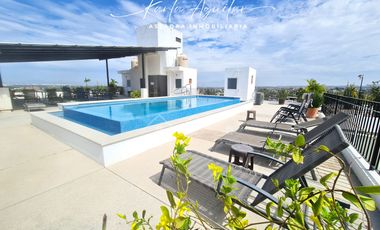 Departamento centrico en venta con hermosa vista al mar en el corazon de Puerto Vallarta