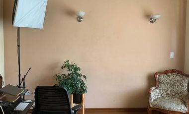 CUMBAYA VENTA CASA DENTRO DE URBANIZACION DE PRIMERA