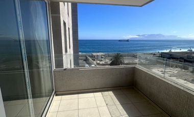 Arriendo departamento a pasos de hospital nuevo