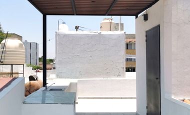 Plaza Patria, Zoquipan, Lagos del Country, 3 recs, con roof garden.