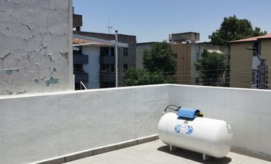 Plaza Patria, Zoquipan, Lagos del Country, 3 recs, con roof garden.