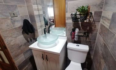 SE ARRIENDA CASA CON QUINCHO, SECTOR RESIDENCIAL LOS ACACIOS, SAN PEDRO DE LA PAZ